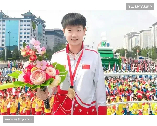 根红苗正孙颖莎担当国球新典范 红旗代言人身份象征非凡荣耀 根红苗正孙颖莎担当国球新典范 红旗代言人身份象征非凡荣耀
